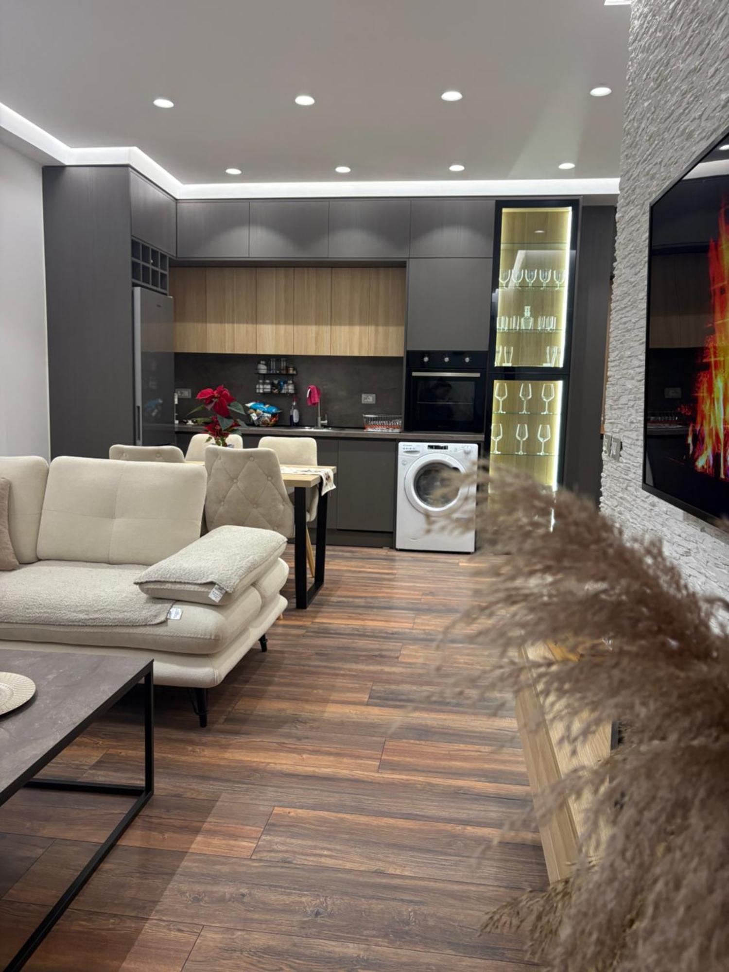 Alajs Apartament Vlore Luaran gambar